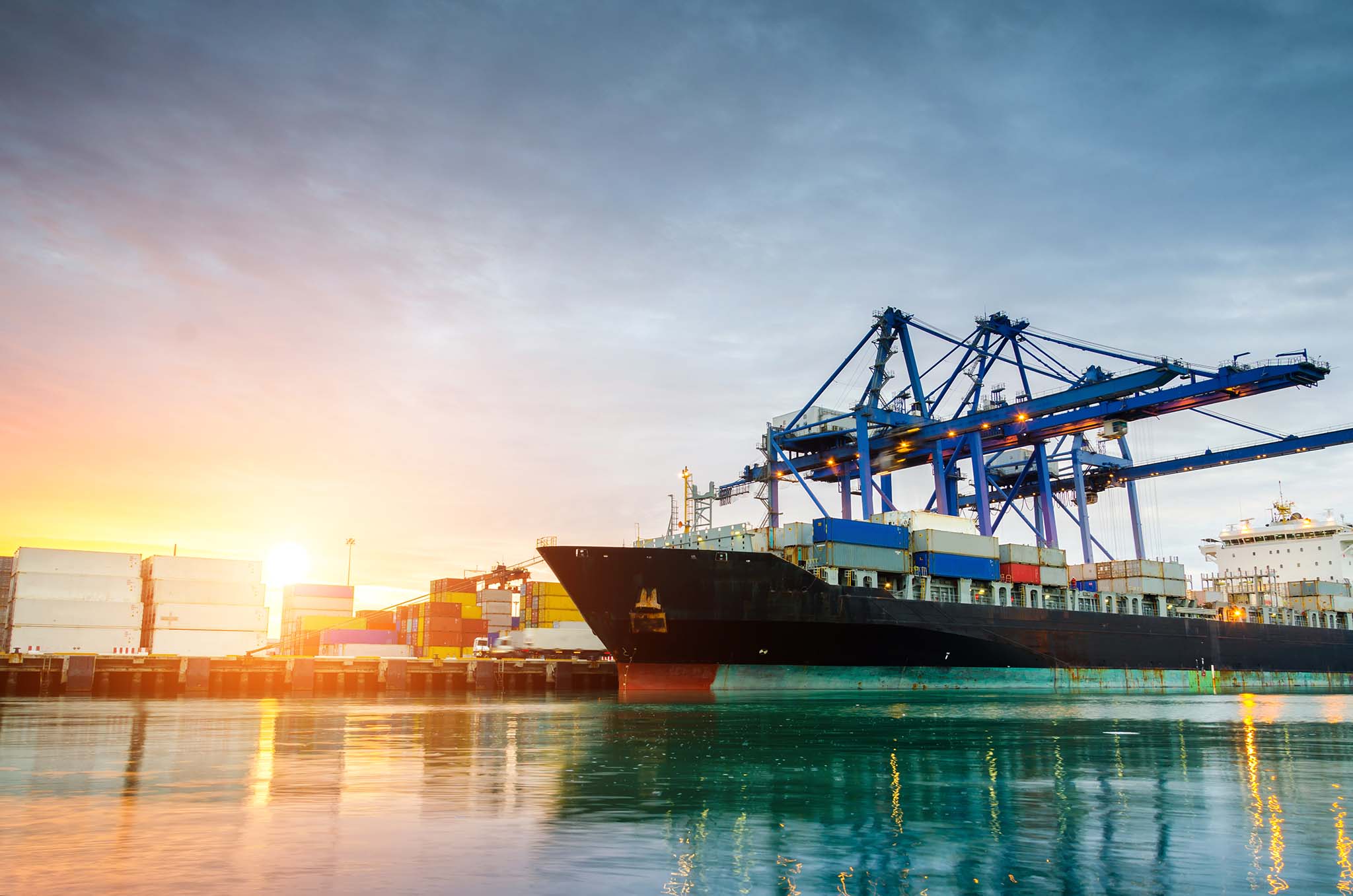 Customs Clearing & Freight Forwarding Customs Clearing & Freight Forwarding